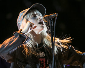 Assista à apresentação do Paramore no Personal Festival na Argentina